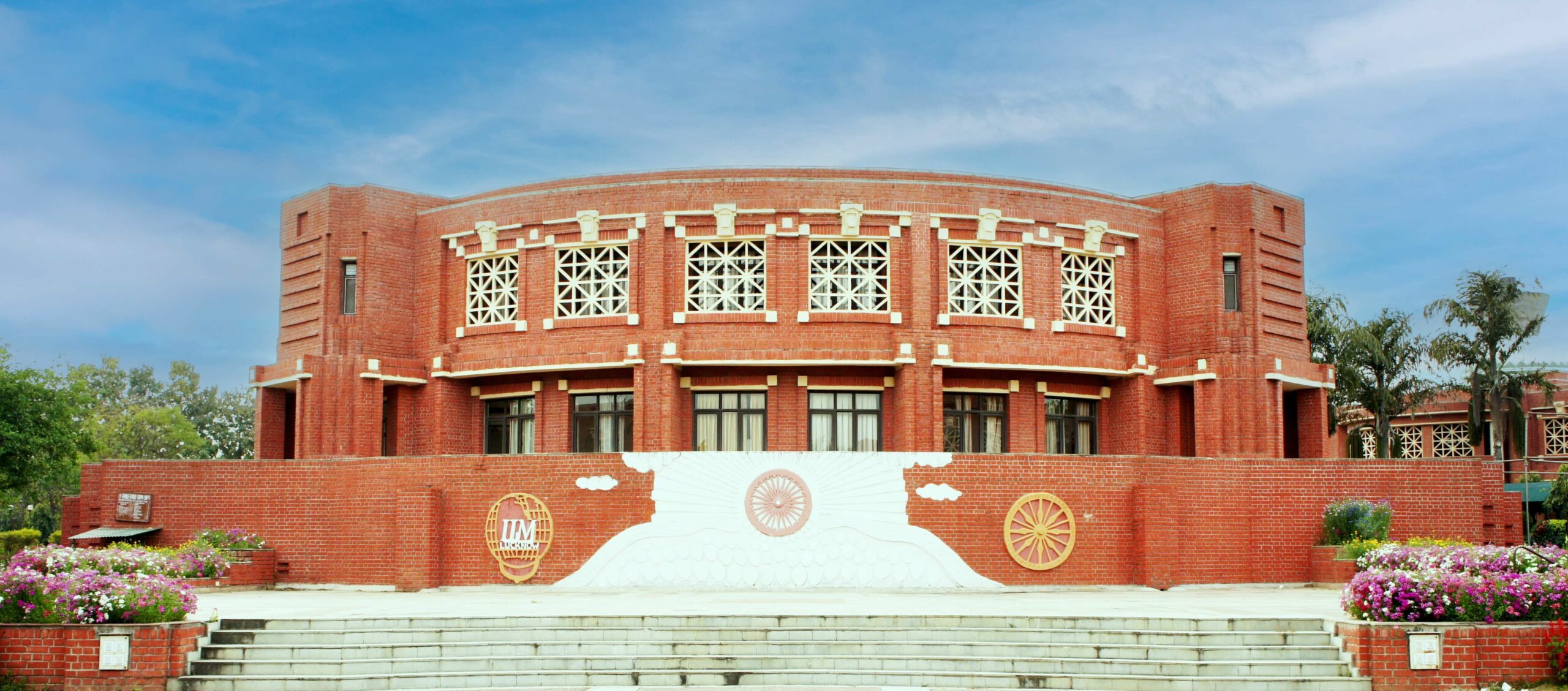 IIM Lucknow and TalentSprint aim to empower professionals with new-age strategies on Sales & Marketing  