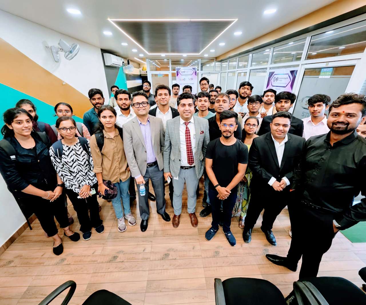 Industry leaders, including Nikhil Jathar, Krishna Pandya, Mayuresh Phadke & others, share insights on funding strategies and inclusive growth at the event