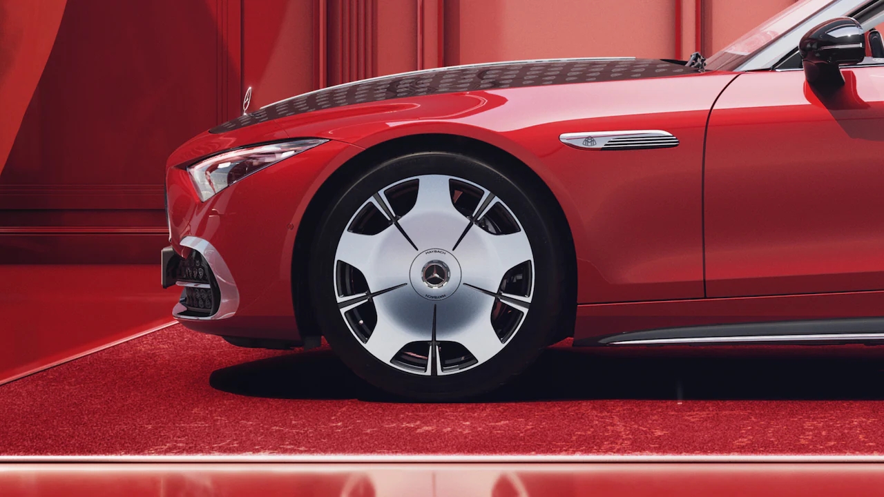 SL 680 Monogram Series Defines Open-Top Luxury