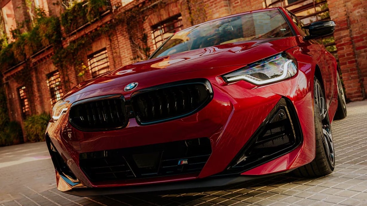 Driving the BMW V8-Powered 2025 Range Rover SUV